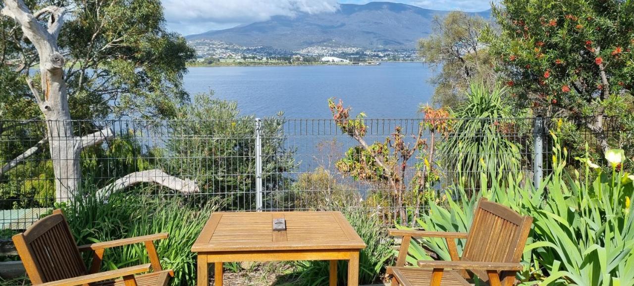 Waterfront Abode - 2 Bedrooms Hobart Dış mekan fotoğraf